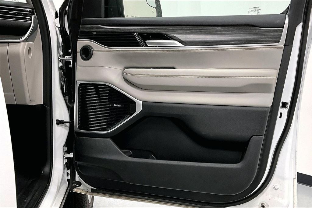 2024 Jeep Wagoneer L Series III