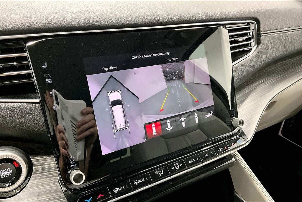 2024 Jeep Wagoneer L Series III