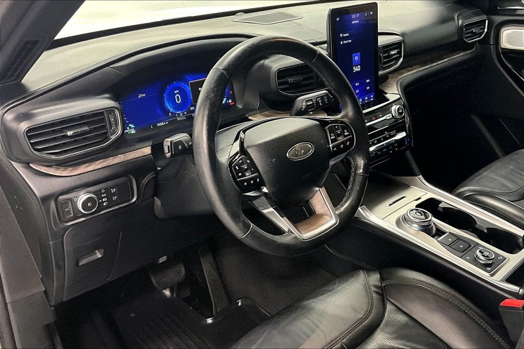 2022 Ford Explorer Platinum