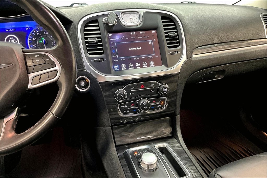 2021 Chrysler 300 Touring