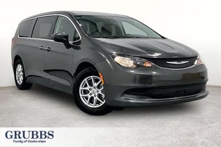 2021 Chrysler Voyager LX