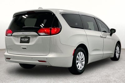 2019 Chrysler Pacifica LX