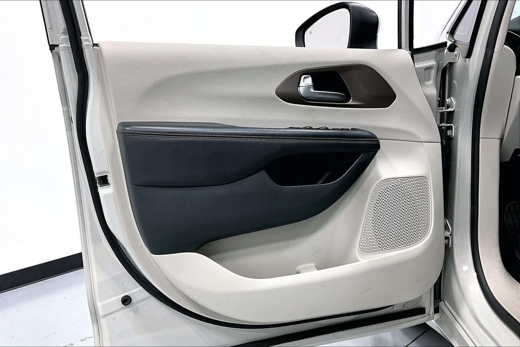 2019 Chrysler Pacifica LX