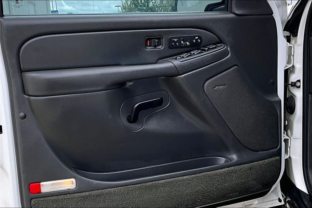 2004 Chevrolet Avalanche 1500 Base