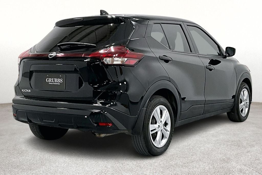 2024 Nissan Kicks S