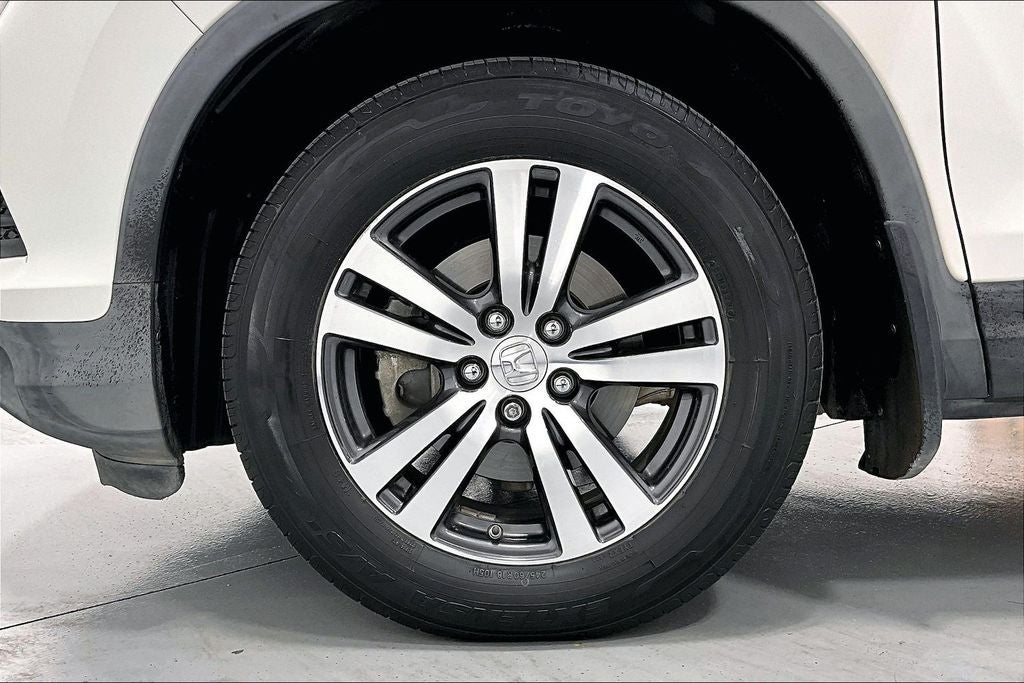 2016 Honda Pilot EX-L w/Rear Entertainment System