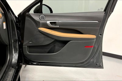 2025 Hyundai Sonata Hybrid Limited