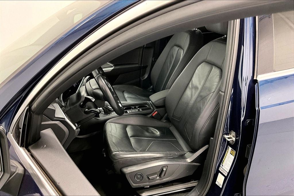 2020 Audi Q3 Premium quattro