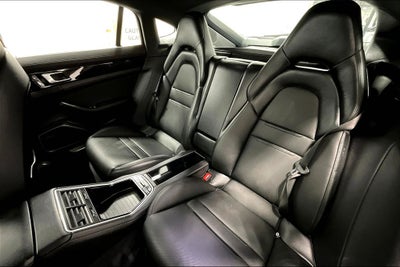 2018 Porsche Panamera 4S
