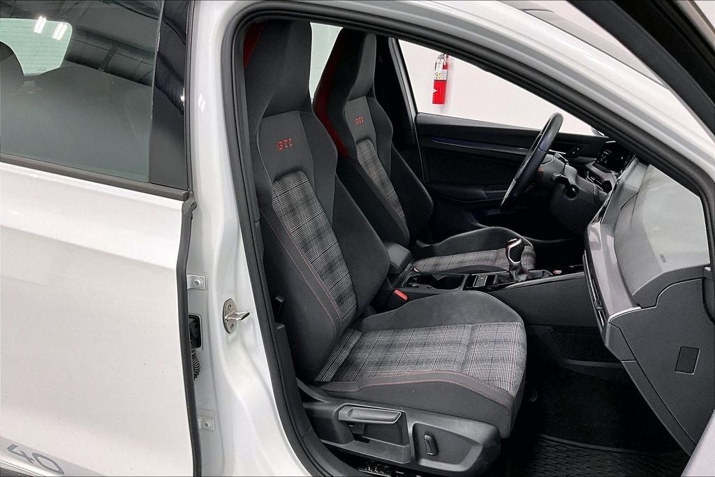 2023 Volkswagen Golf GTI 2.0T 40th Anniversary Edition