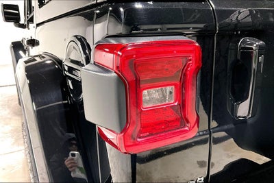 2020 Jeep Wrangler Unlimited Sahara High Altitude