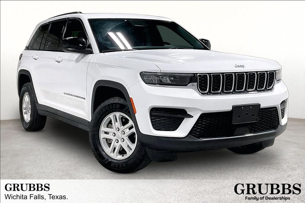 2024 Jeep Grand Cherokee Laredo A 4x2