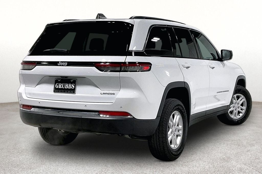 2024 Jeep Grand Cherokee Laredo A 4x2