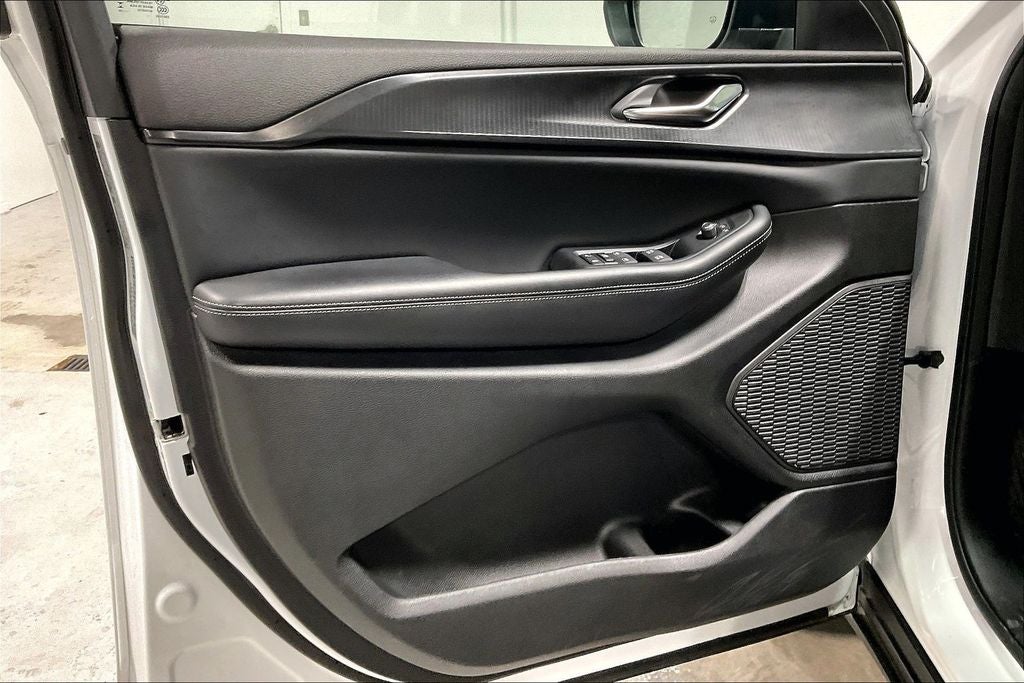 2024 Jeep Grand Cherokee Laredo A 4x2