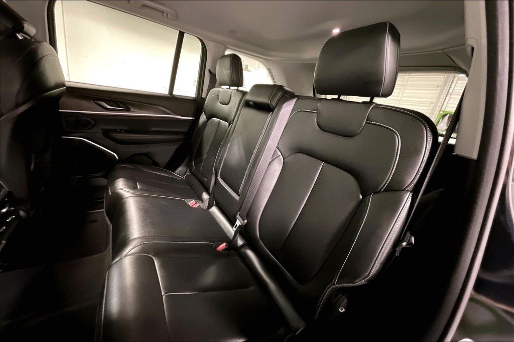 2023 Jeep Grand Cherokee Limited 4x2