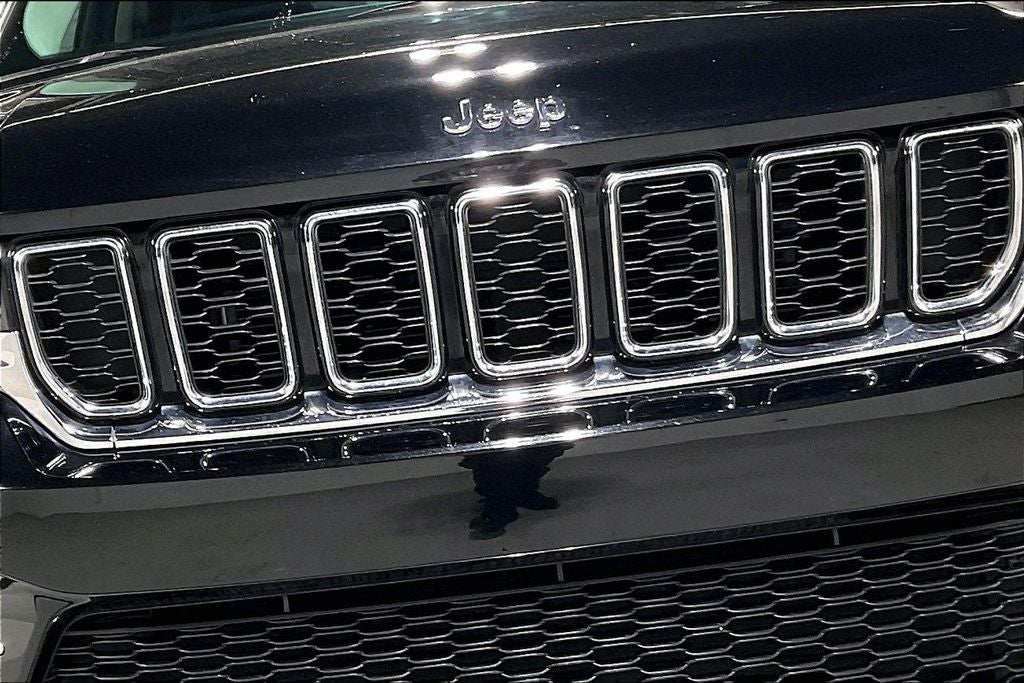 2023 Jeep Grand Cherokee Limited 4x2