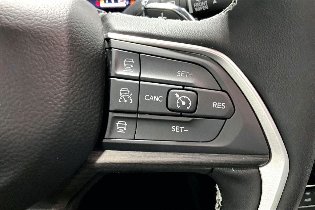 2025 Jeep Grand Cherokee Limited 4x2