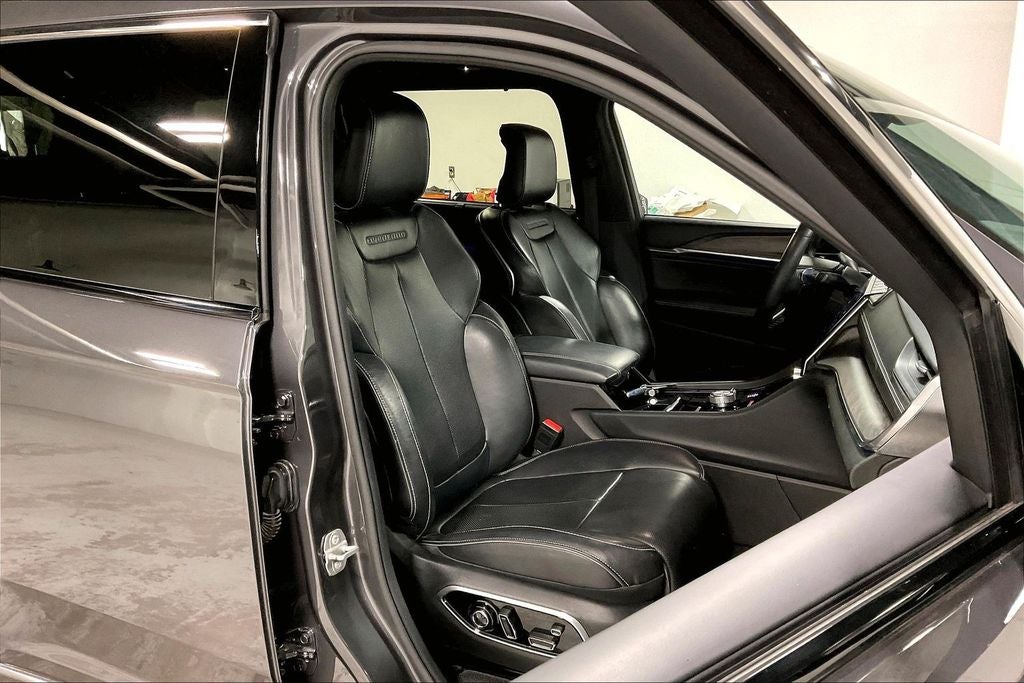 2021 Jeep Grand Cherokee L Overland 4x4