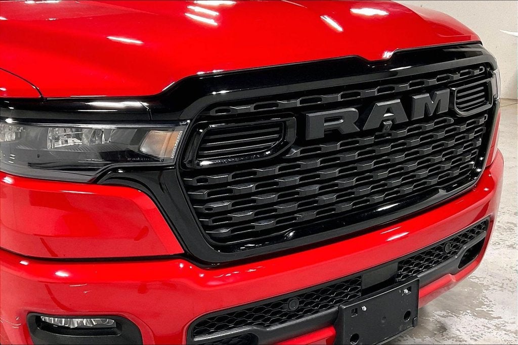 2025 RAM 1500 Tradesman Crew Cab 4x2 5'7' Box