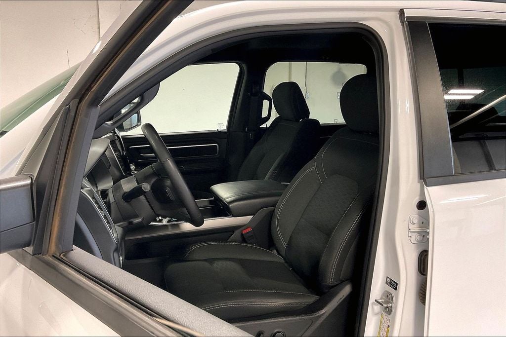 2025 RAM 1500 Big Horn Crew Cab 4x4 5'7' Box