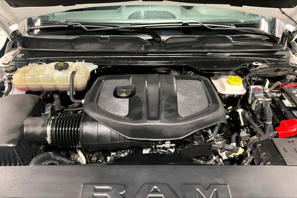 2025 RAM 1500 Big Horn Crew Cab 4x4 5'7' Box