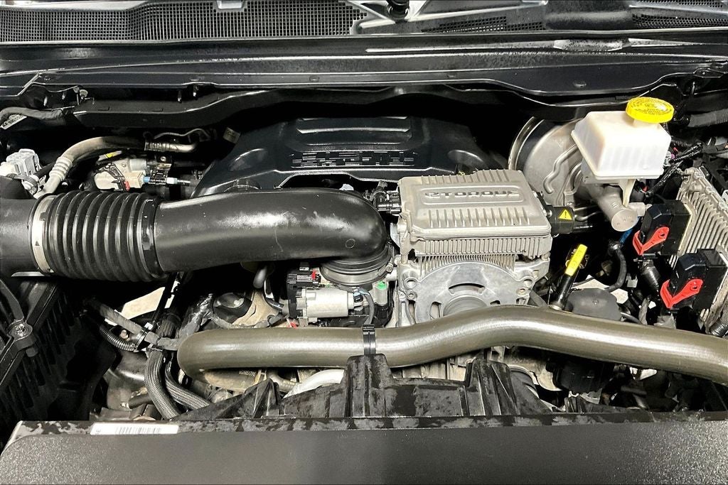 2022 RAM 1500 Big Horn Crew Cab 4x4 5'7' Box