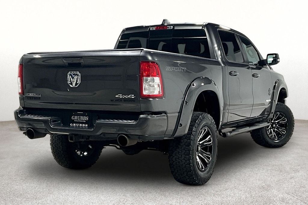 2022 RAM 1500 Big Horn Crew Cab 4x4 5'7' Box