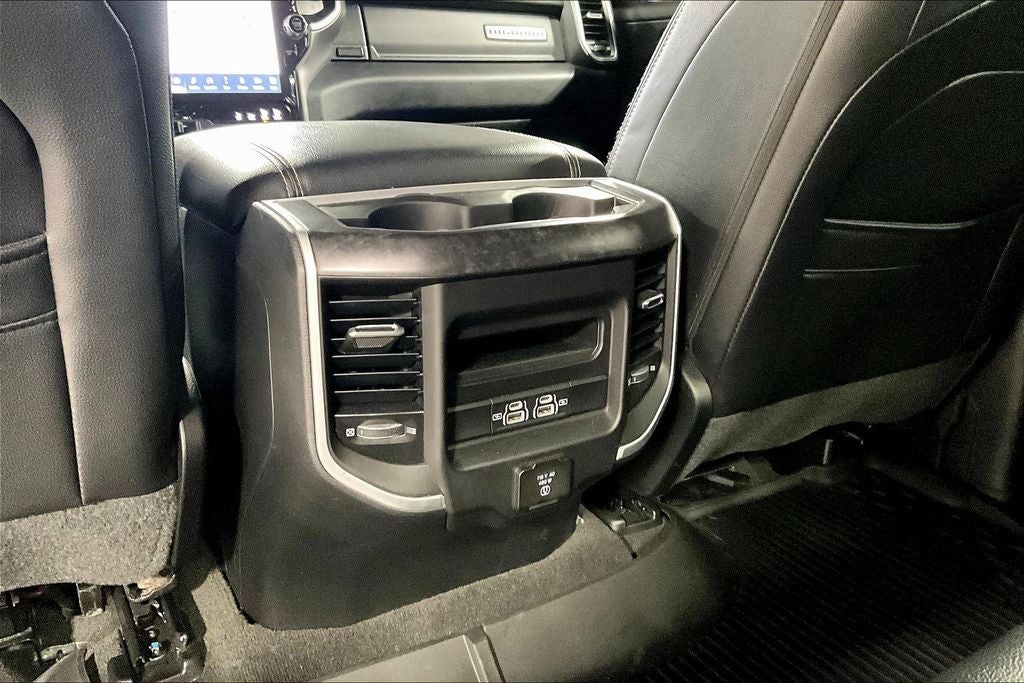 2022 RAM 1500 Big Horn Crew Cab 4x4 5'7' Box