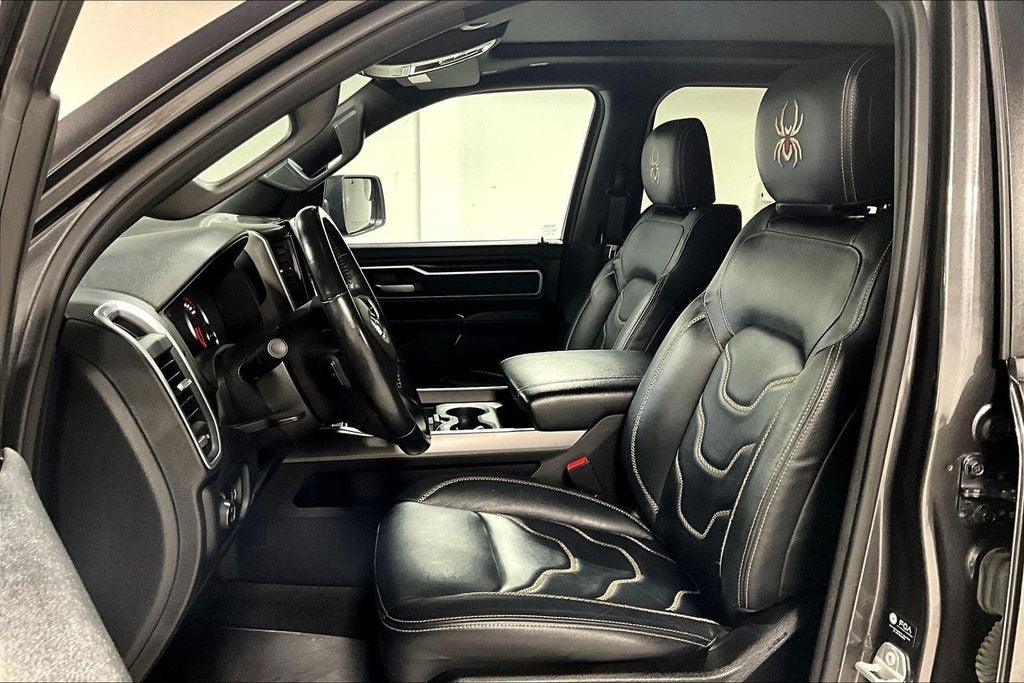 2022 RAM 1500 Big Horn Crew Cab 4x4 5'7' Box