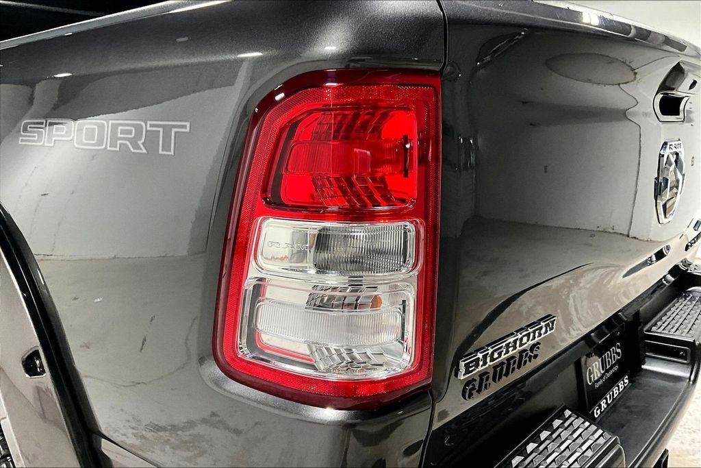 2022 RAM 1500 Big Horn Crew Cab 4x4 5'7' Box