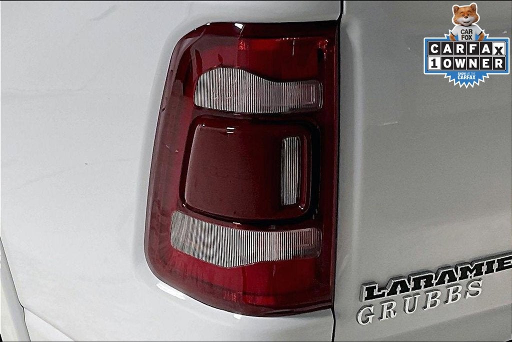2022 RAM 1500 Laramie Crew Cab 4x4 5'7' Box