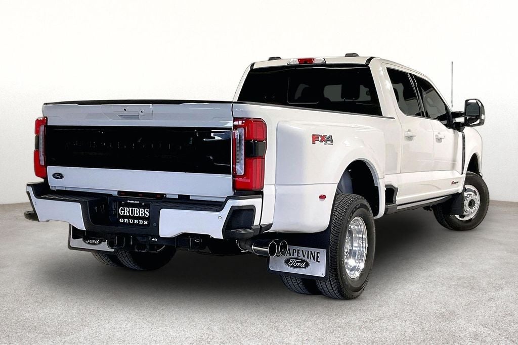 2026 Ford F-350 Platinum