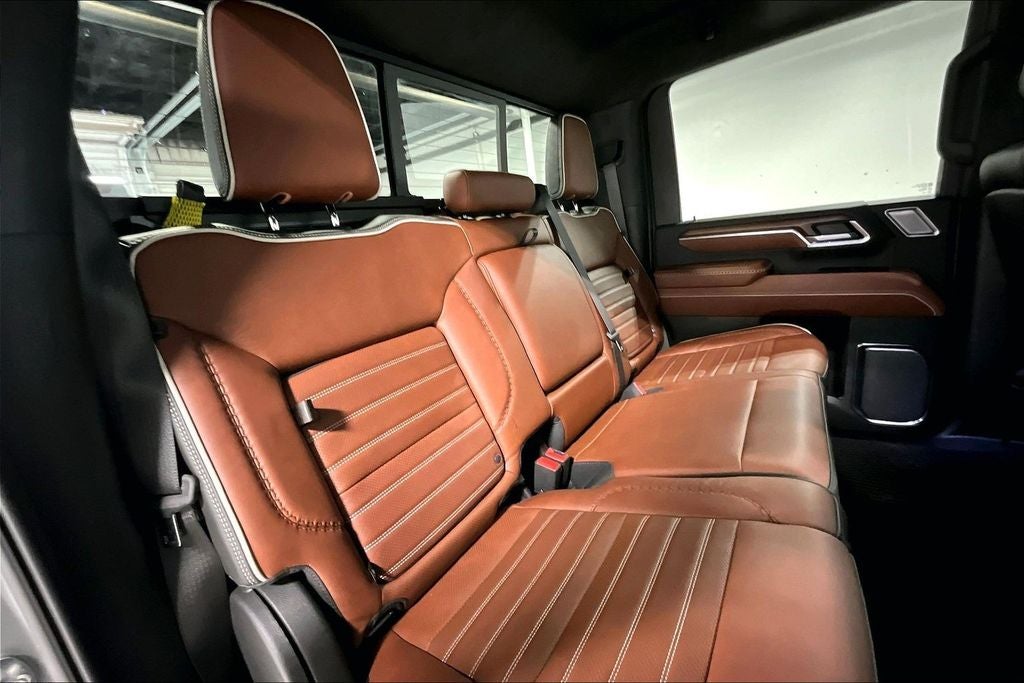 2024 GMC Sierra 3500HD 4WD Crew Cab Long Bed Denali Ultimate