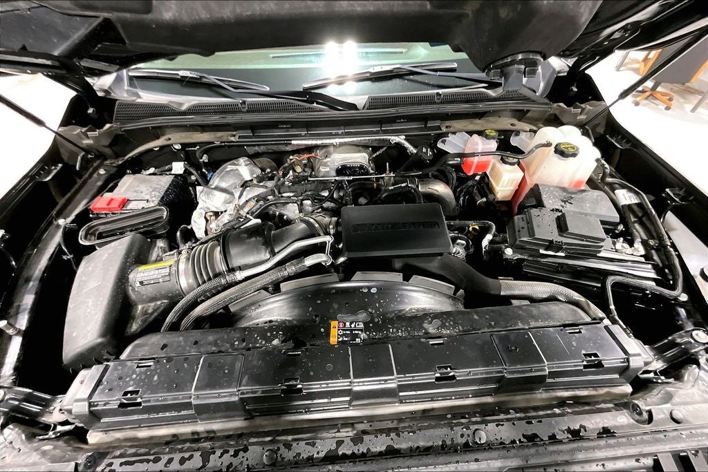 2025 GMC Sierra 3500HD 4WD Crew Cab Standard Bed Denali