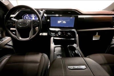 2025 GMC Sierra 3500HD 4WD Crew Cab Standard Bed Denali