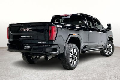 2025 GMC Sierra 3500HD 4WD Crew Cab Standard Bed Denali