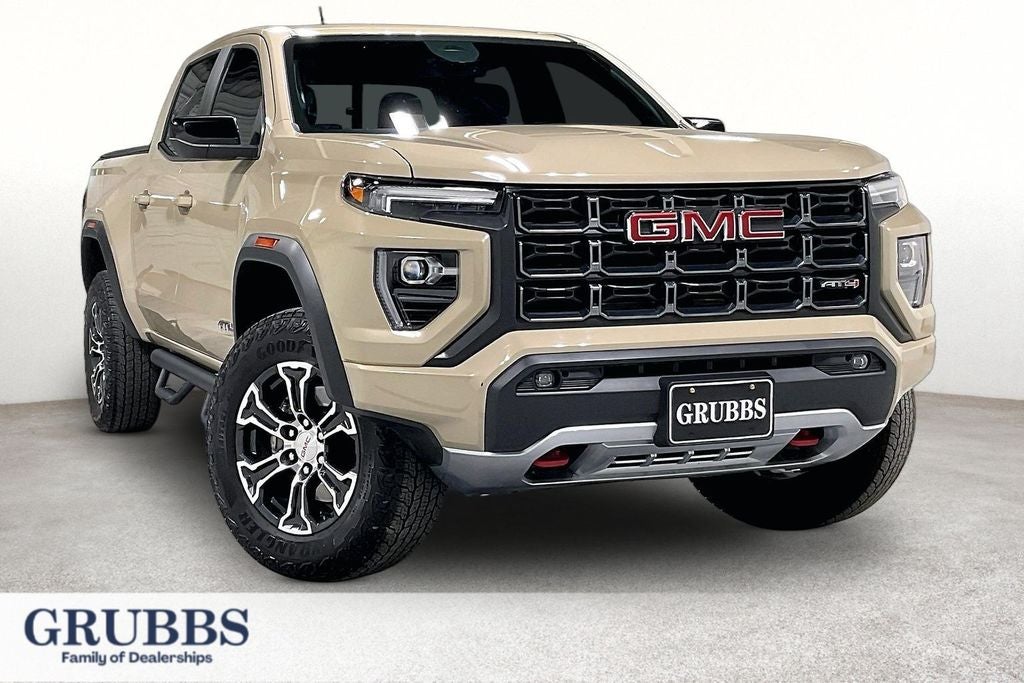 2024 GMC Canyon 4WD AT4