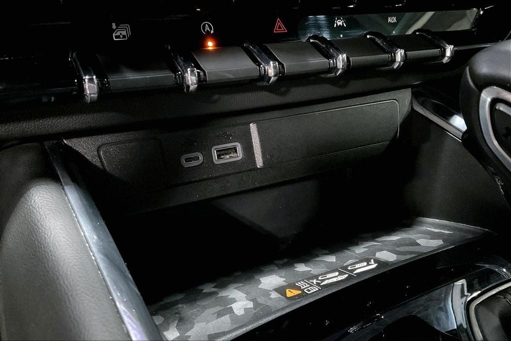 2024 GMC Canyon 4WD AT4