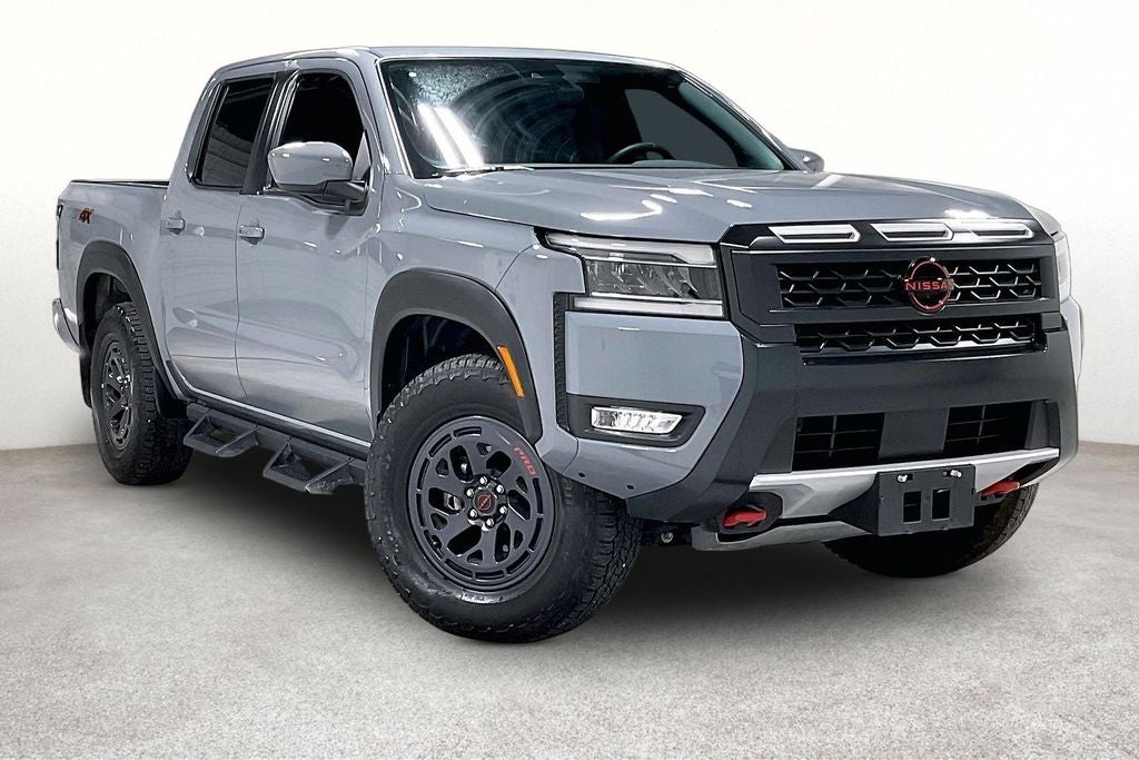 2025 Nissan Frontier PRO-4X Crew Cab 4X4's photo