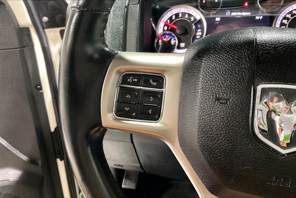 2018 RAM 2500 Laramie Crew Cab 4x4 6'4' Box