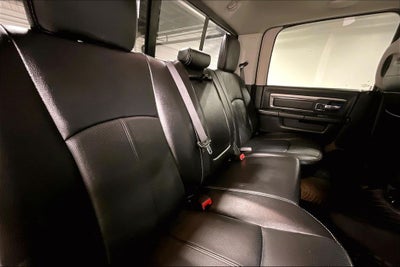 2018 RAM 2500 Laramie Crew Cab 4x4 6'4' Box