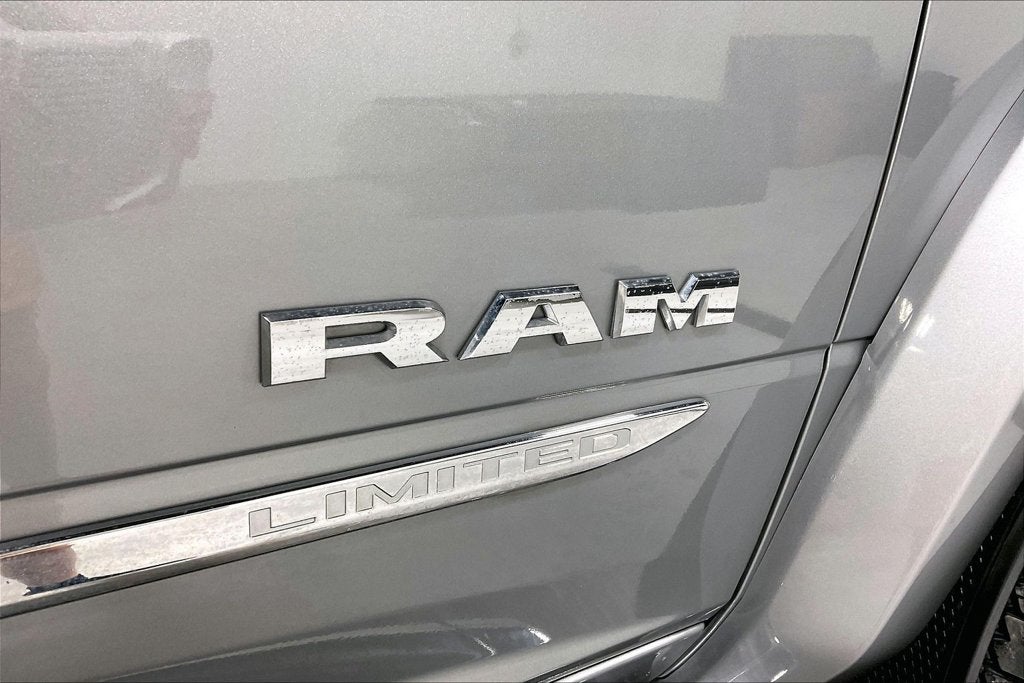 2024 RAM 4500 Chassis Tradesman/SLT/Laramie/Limited