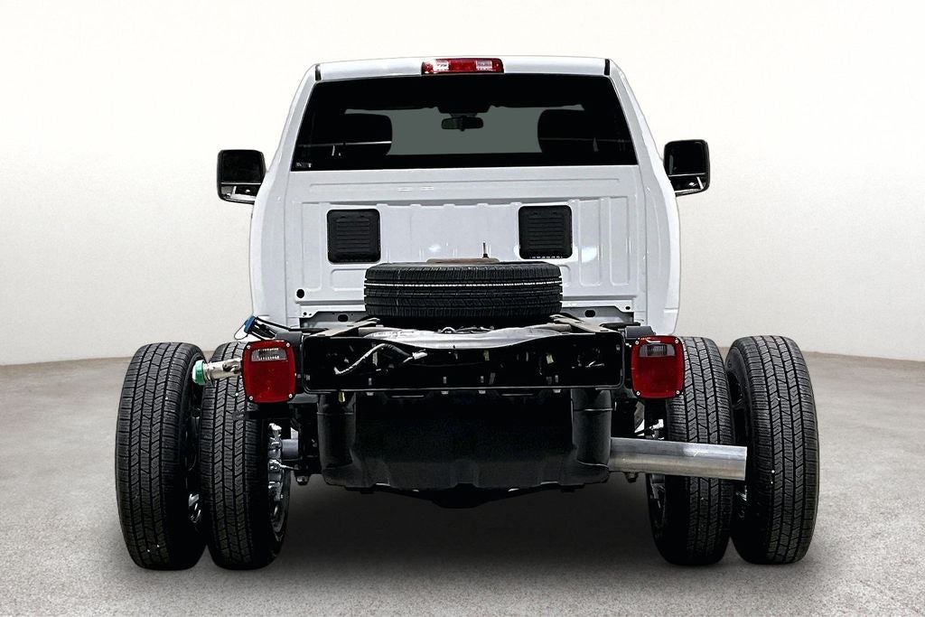 2024 RAM 3500 Chassis Tradesman/SLT