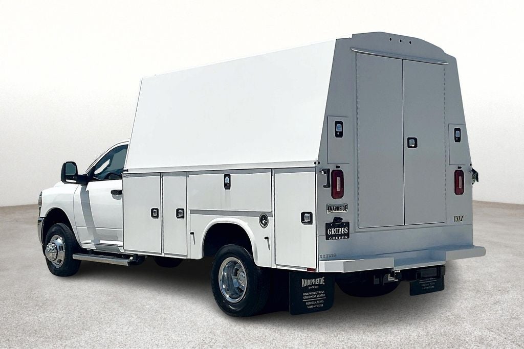 2024 RAM 3500 Chassis Tradesman/SLT