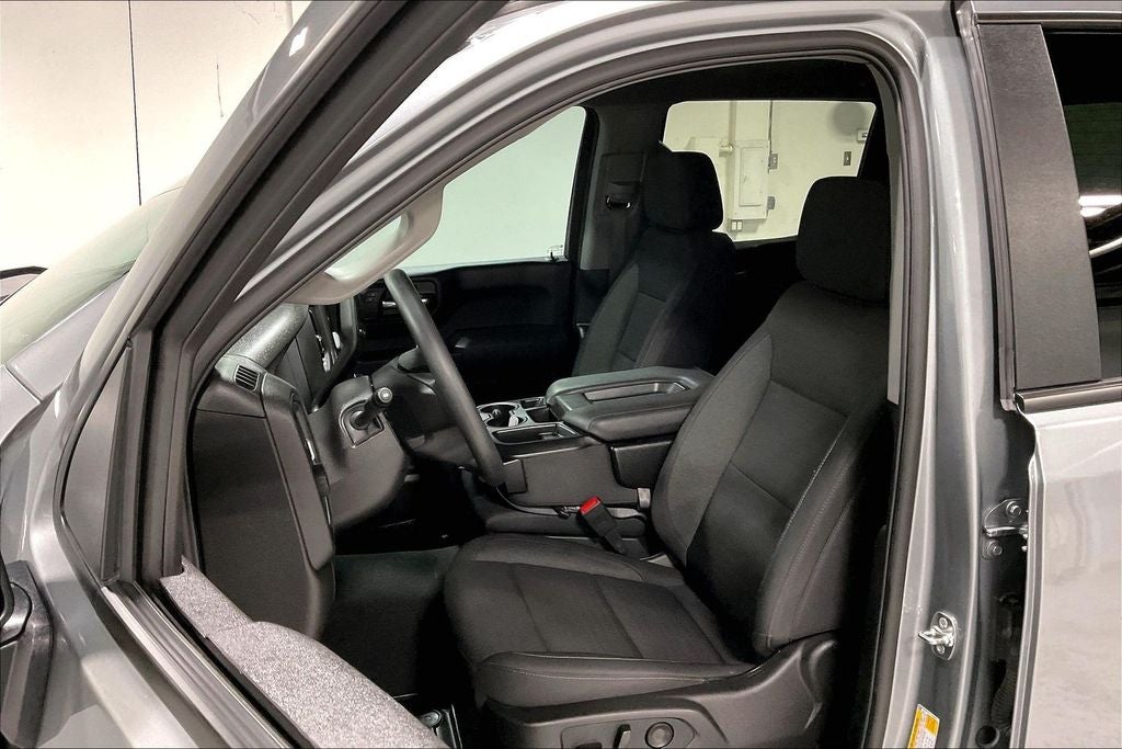 2026 Chevrolet Silverado 1500 2WD Crew Cab Short Bed Custom