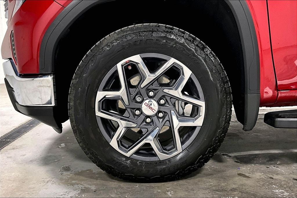 2025 GMC Sierra 1500 4WD Crew Cab Short Box SLT