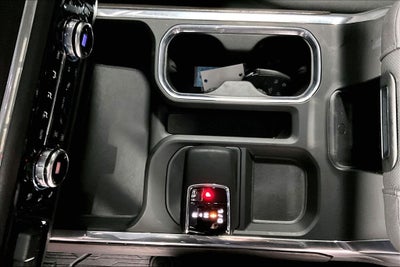 2025 GMC Sierra 1500 4WD Crew Cab Short Box SLT