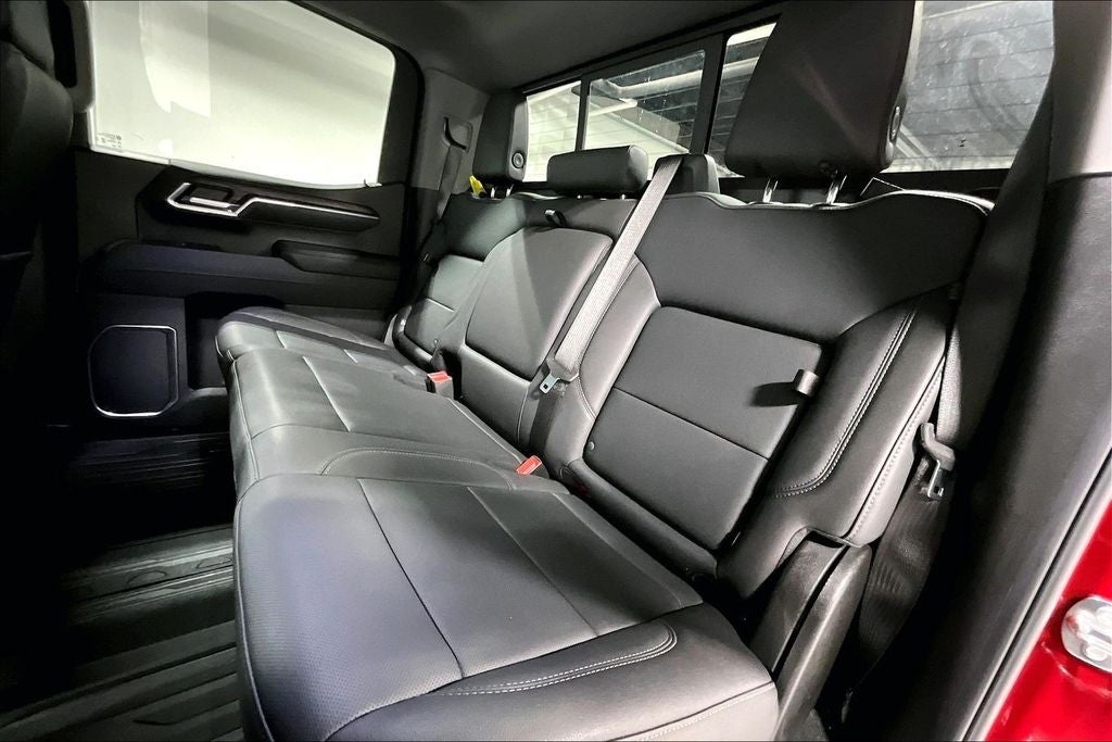 2025 GMC Sierra 1500 4WD Crew Cab Short Box SLT