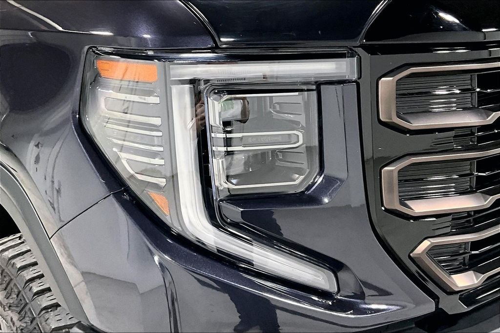 2024 GMC Sierra 1500 4WD Crew Cab Short Box AT4X