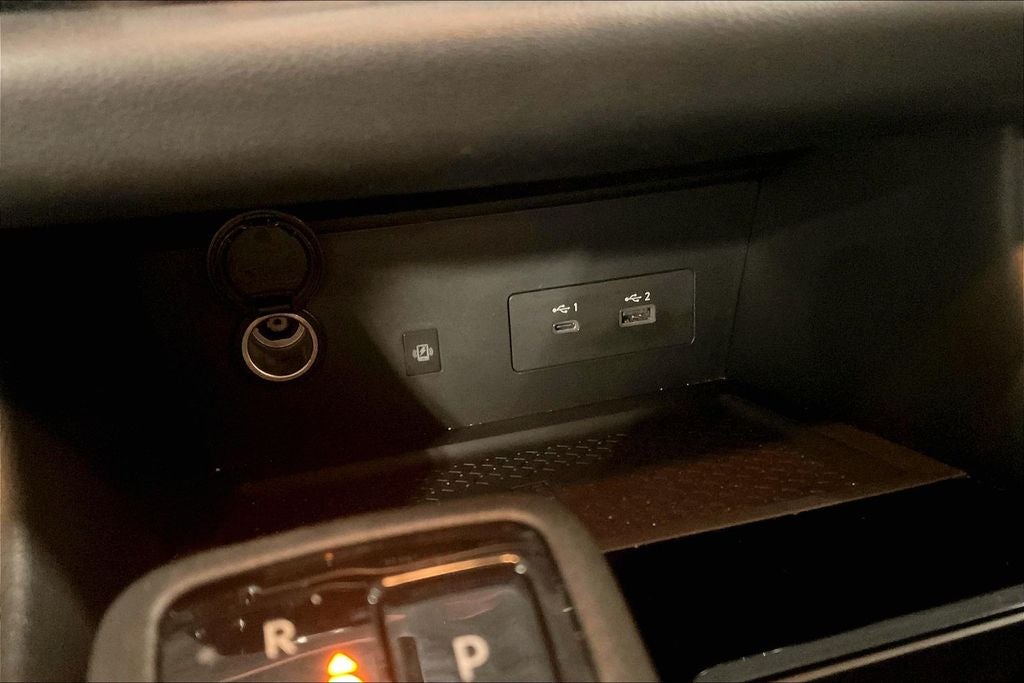 2022 Nissan Pathfinder SL 2WD